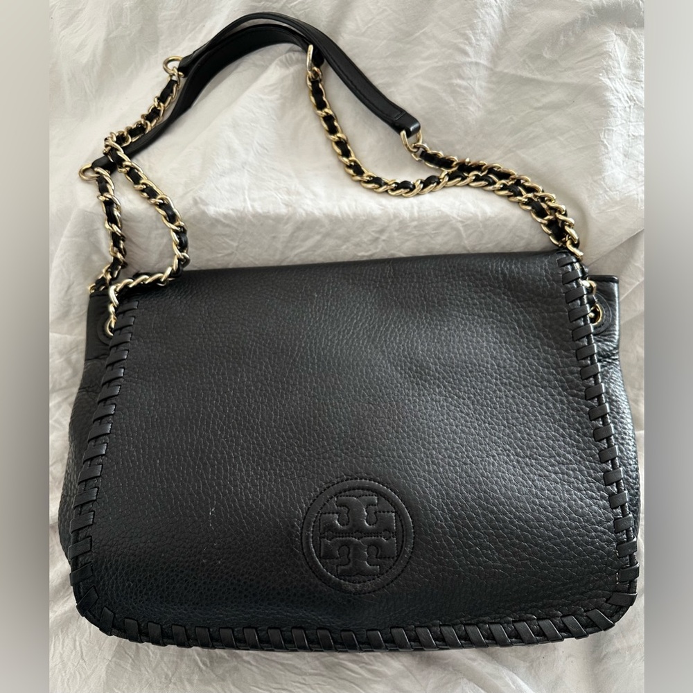 LEATHER TORY BURCH HANDBAG WITH MATCHING WALLET